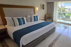 Deluxe King at Grand Park Royal Cozumel